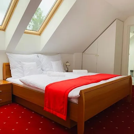 Rosel 게스트하우스 4*