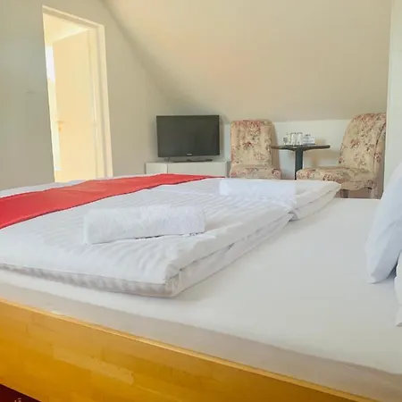 Rosel 게스트하우스 Nové Zámky