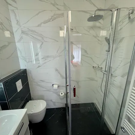 Rosel 게스트하우스 4*